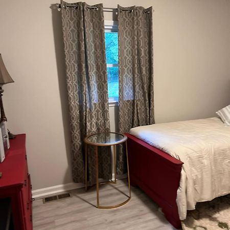 Loners Loft Private Rooms Huntsville Bagian luar foto