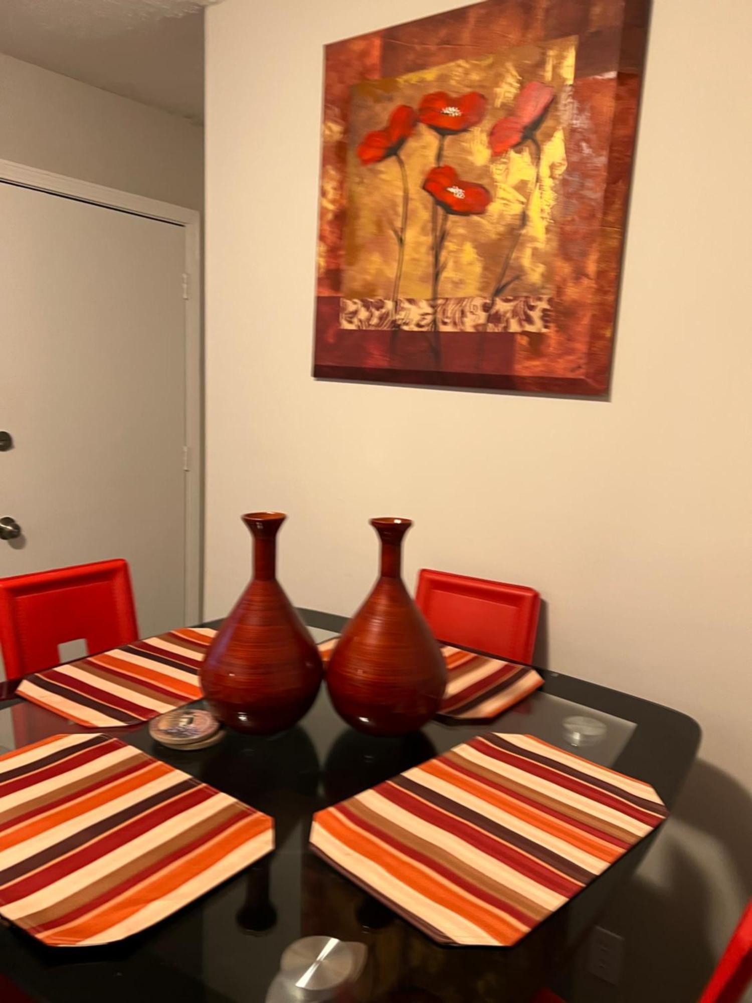 Loners Loft Private Rooms Huntsville Bagian luar foto